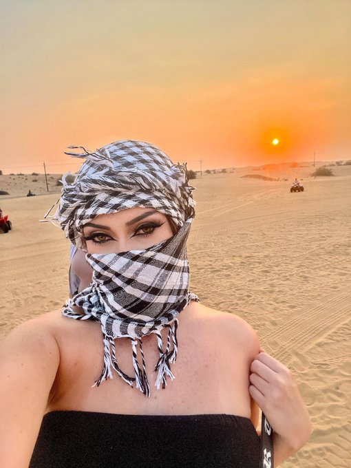 I woke up in Dubai https://t.co/Y1D5wVvOVa