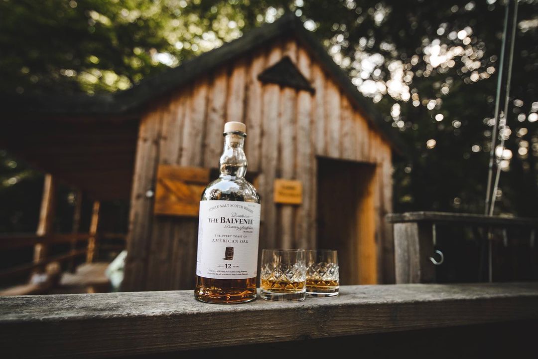 To create the Sweet Toast of American Oak, we import Virgin Oak barrels from Kentucky, toast them at our cooperage, and fill them with Balvenie aged in ex-bourbon casks. Have you tried this exceptional single malt? (IG): twinpeakesflyfishing