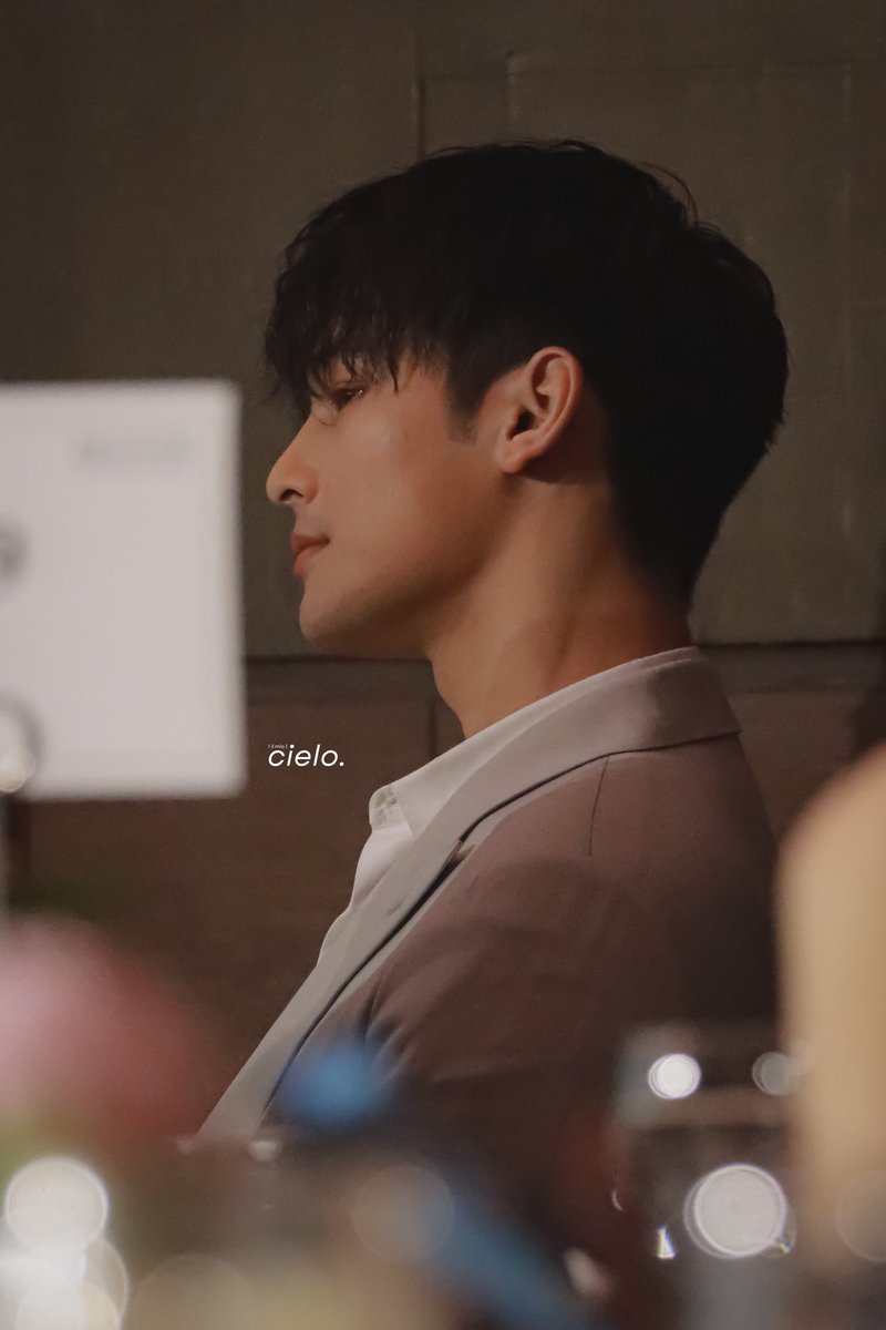 flower_seol's tweet image. SHOW SOME MERCY TO HUMAN LIKE ME 😭🤺

#HOWEAWARDS2023xMileApo
#HOWEAWARDS2023xAPO