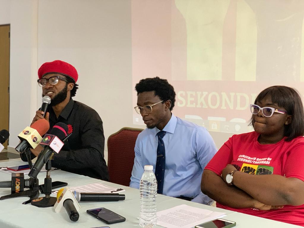 SekTadiDB's tweet photo. Highlighting the issues, Sekondi-Takoradi is facing at the press conference by our P.R.O. flanked by some of the team members.

#SekTakoradiDeservesBetter
#SekondiTakoradiDeservesBetter https://t.co/0x086Fy8hg