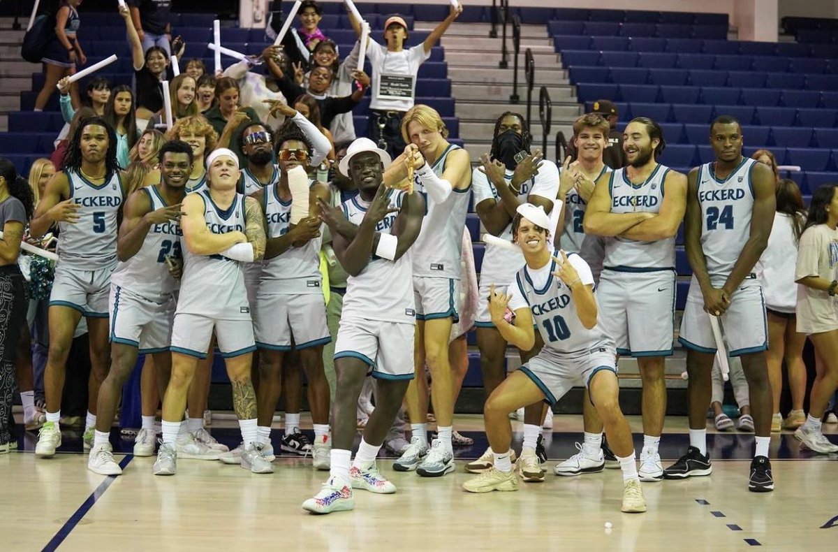 We would like to thank everyone who came out to Triton Tip-off and hope to see you in the stands this season‼️

GO TRITONS 🔱