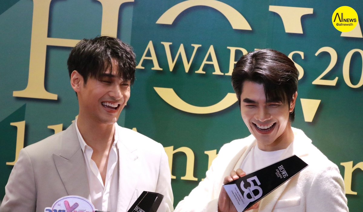 AllNews_th's tweet photo. ขอแสดงความยินดี​กับ​ #มายอาโป คว้ารางวัล​ THE 50 INFLUENTIAL PEOPLE ในงานประกาศรางวัลครั้งยิ่งใหญ่​ HOWE AWARDS 2023 ครบรอบ​ 11 ปี นิตยสาร Howe​ Magzine

#HOWEAWARDS2023
#HOWEAWARDS2023xMileApo
#MilePhakphum #Nnattawin #MileApo https://t.co/JLu7o4vSir