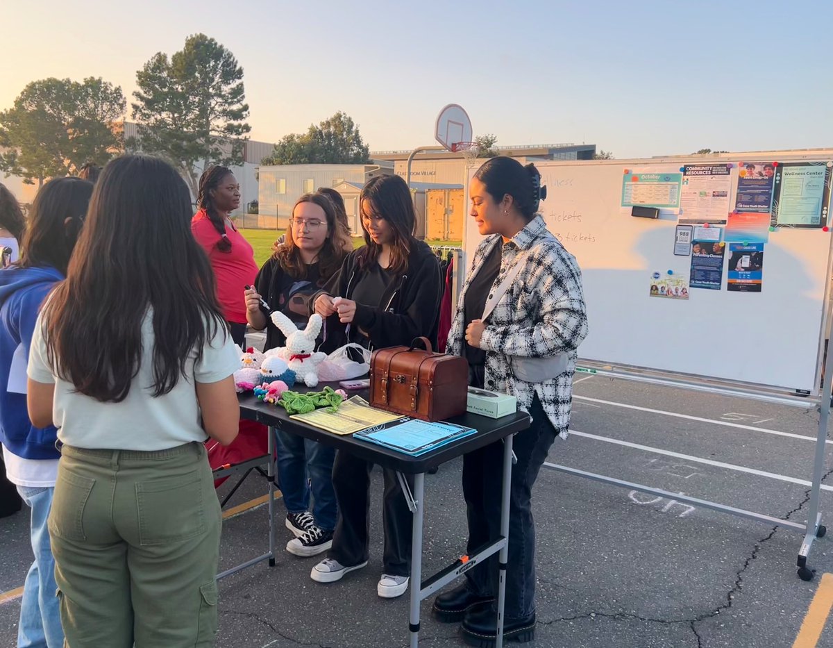 cams_wellness's tweet photo. At our Taste of CAMS Homecoming event, our Student Wellness Committee promoted community resources, and sold their handmade crotchet items to support our Wellness Center! #ProudToBeLBUSD https://t.co/64c1VTsMNP