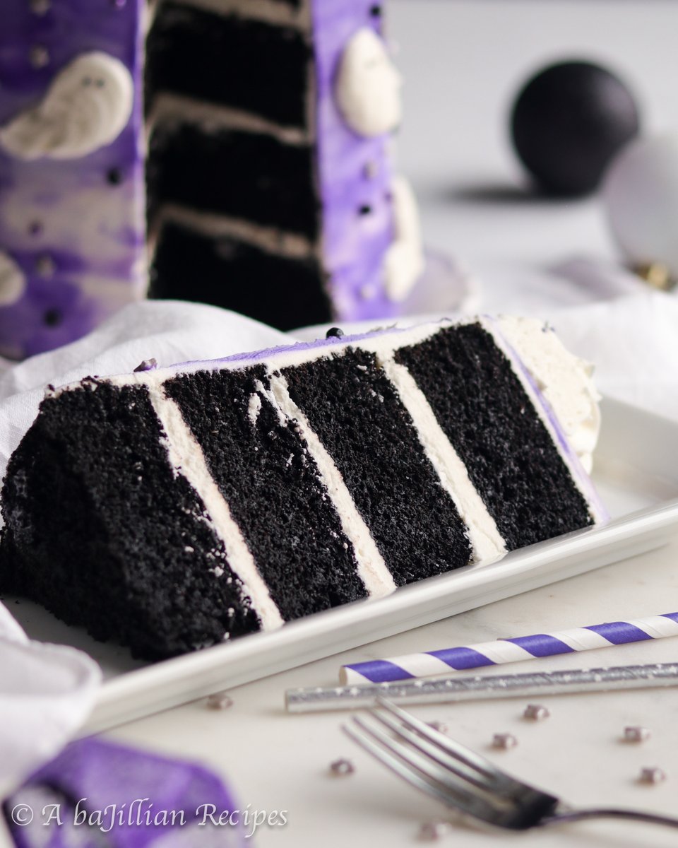 Oreo Ice Cream Cake - A baJillian Recipes