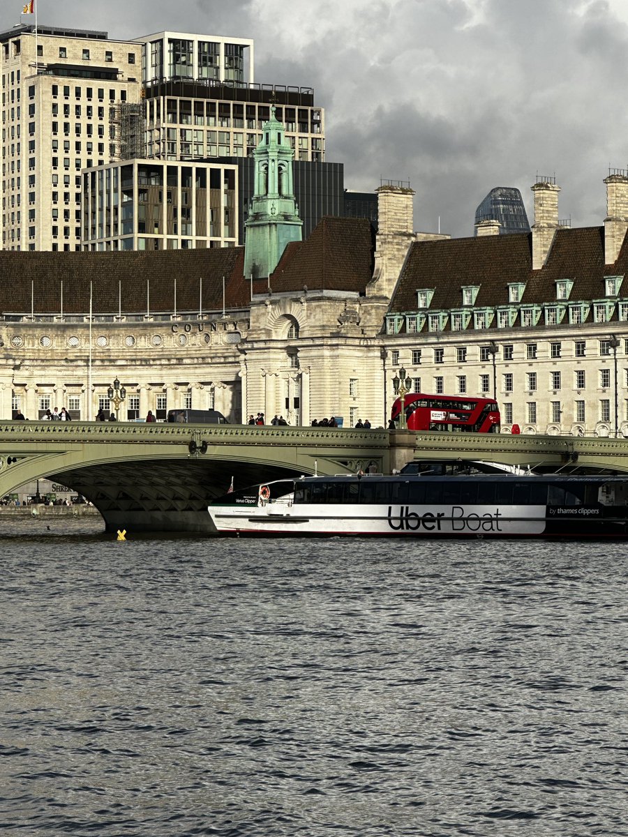 Tash_Media's tweet photo. The tide is high #Westminster https://t.co/YKc2vvSXLM