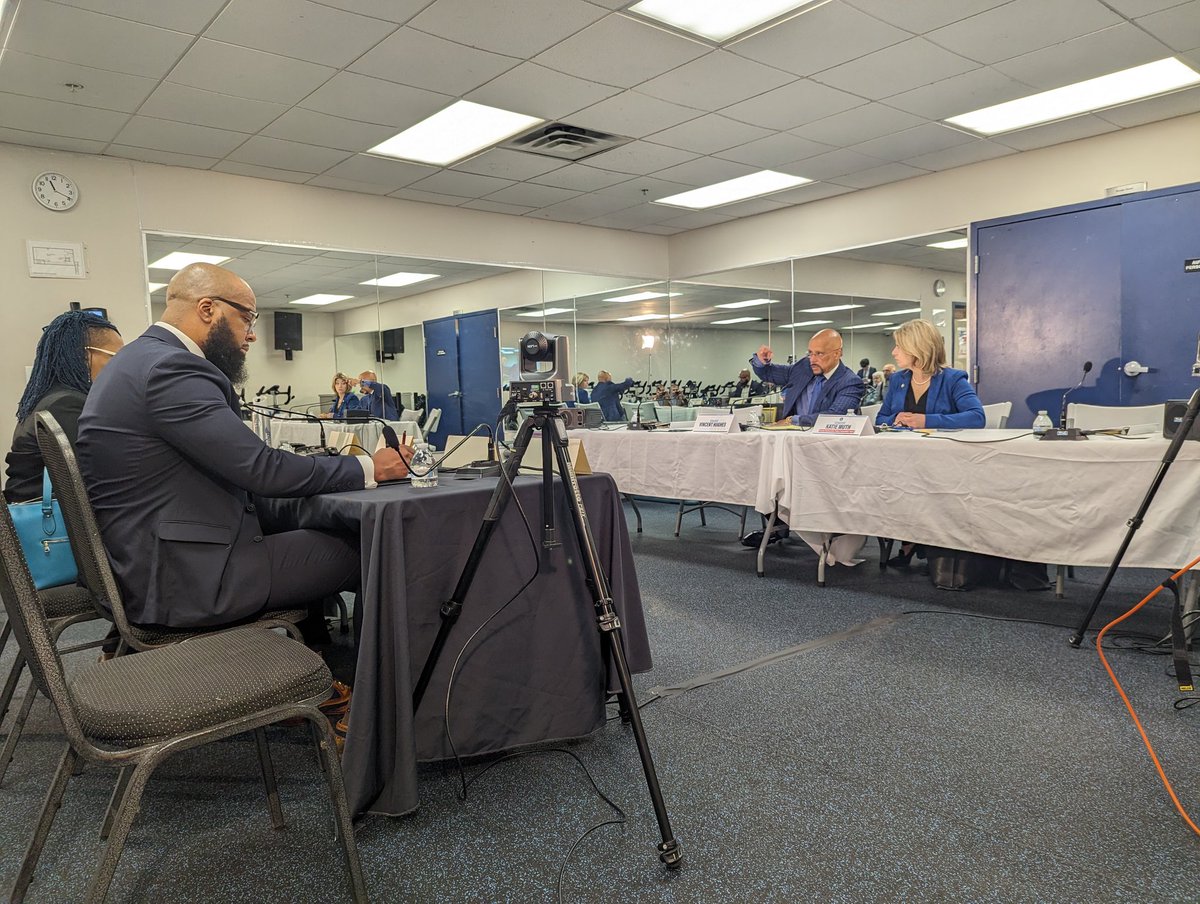 Thank you <a href="/SenatorMuth/">Senator Katie Muth</a> <a href="/SenatorHughes/">Senator Hughes</a> for holding a hearing on how Universal Background Checks can save lives in PA with <a href="/TheScottCharles/">scottcharles@bsky.social</a> <a href="/EMIRHealingCtr/">EMIR Healing Center</a> <a href="/CeaseFirePA/">CeaseFirePA</a> <a href="/MomsDemand/">Moms Demand Action</a>