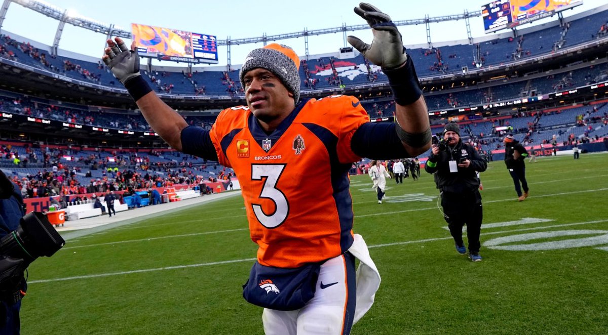 MLFootball's tweet photo. RUSS IS BACK: 

#Broncos QB Russell Wilson ranks near the top of the league in most categories this season 

- Pass TD/INT: 2nd in the #NFL
- Pass TD: 4th in the #NFL
- Pass TD/Attempt: 1st in the #NFL
- Pass Rating: 4th in the #NFL
- 4th Quarter Comebacks: Tied for 1st in the #NFL

👀🔥

(h/t CBS)