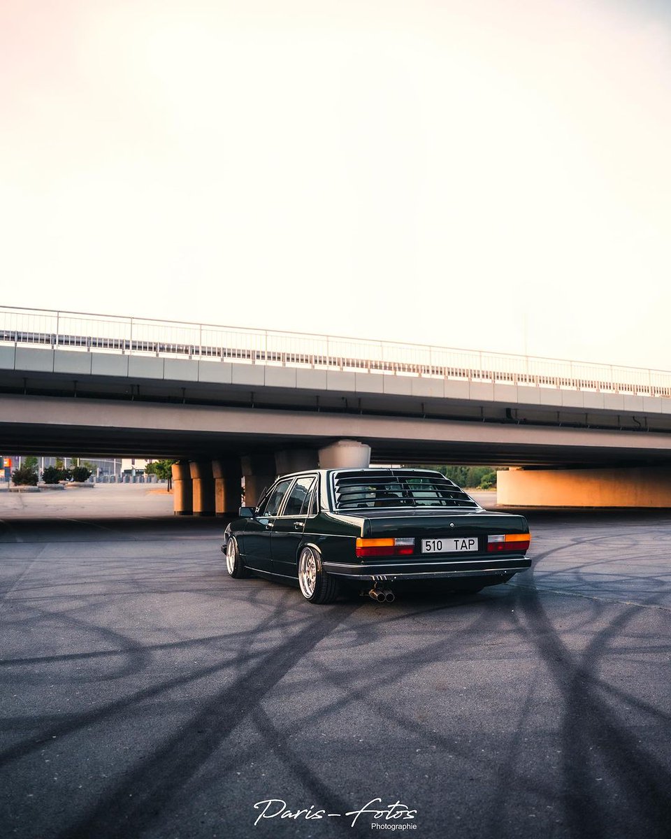 Audi 100

Via IG/paris.fotos