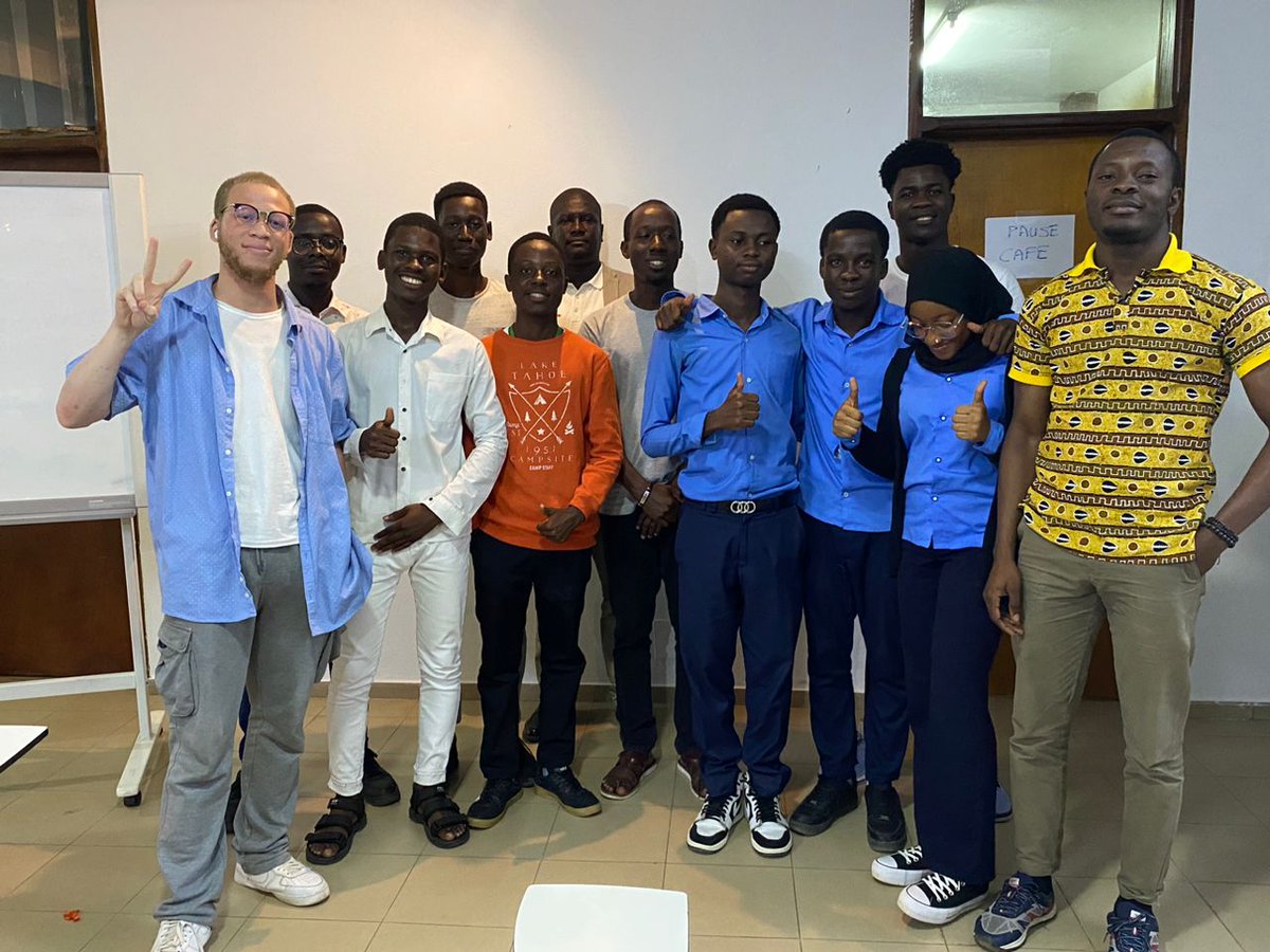 MLAbidjan's tweet photo. #MLPaperReadingClub première partie achevée🥳🥳🥳
Ce fût un plaisir de vous avoir avec nous pour cette première de cette campagne de lecture des articles de Machine Learning.
Nous avons rencontrés des personnes qui ont soif d'apprendre dans le domaine du Machine Learning. https://t.co/JpkfwuPkLq