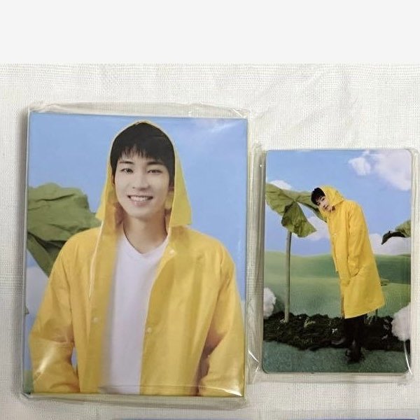 Giveaway

Wonwoo heaven carver carat version
Binder + Booklet

Rules
- rt &amp; like

● End 31 oktober 2023