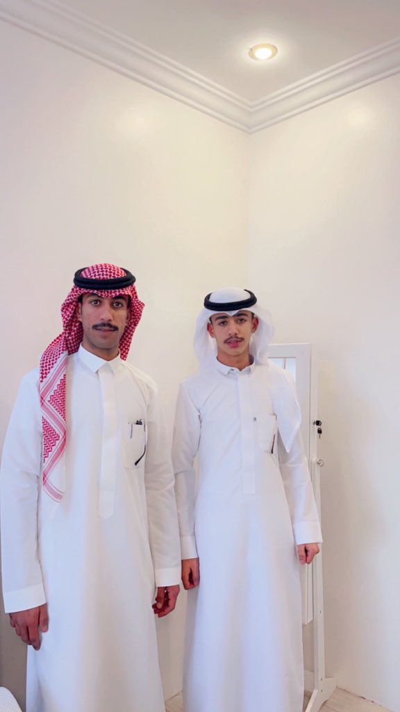 bs7i7's tweet photo. عطاك الله قبول وكل مامر العرب طاريك
تلّج اصواتهم مابين نعم وحي هالطاري 
اخخوي هيثم ❤️❤️ . https://t.co/gCDXiyOy3B