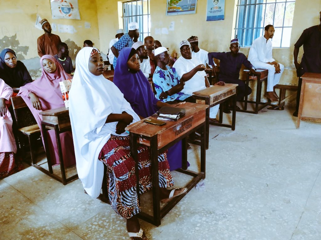 Aduba001's tweet photo. Association of the Deaf, Niger State applauds Group 2 Change Agents on crusade against Health Misinformation in the State and Nigeria at large as the  Group paid them a sensitization visit during their weekly meetings.

#HealthFactCheckNaija https://t.co/clyeerHfrJ