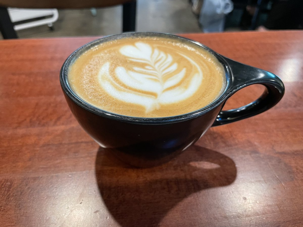 KyleBJorrey's tweet photo. Windy days = flat whites #javajorrey https://t.co/4D5IxT1zub