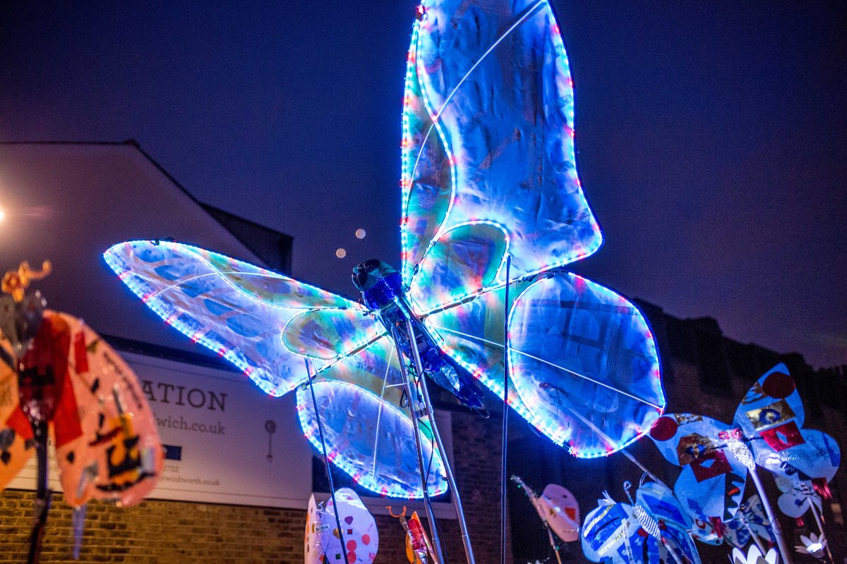 ✨ @KalaTheArts is bringing 'Diwali Light It Up' to Basingstoke town centre this Friday 3 November 2023 from 6pm. See the amazing butterflies by Emergency Exit Arts (pictured) amongst other installations within the parade through the Top of the Town, kalathearts.co.uk