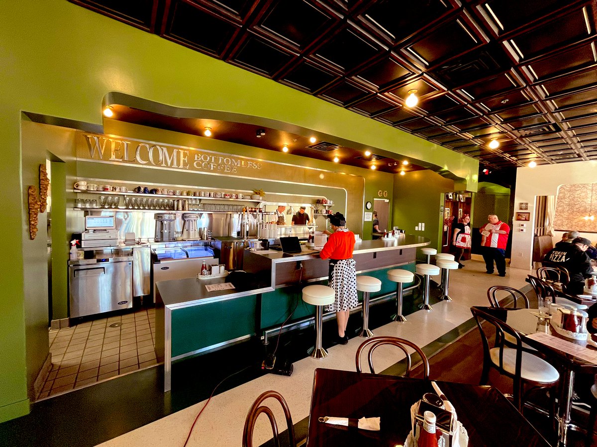 eatinglasvegas's tweet photo. Praise the lord and pass the hash browns! Winnie & Ethel’s has opened its doors for #friendsandfamily, and 25 cent diner coffee has returned to Vegas. ☕️ 👏🍾🍳🥓🥞
#Huntridge #DTLV @CityOfLasVegas @CityCastVegas @EatTalkRepeat https://t.co/YMzHePtAjA