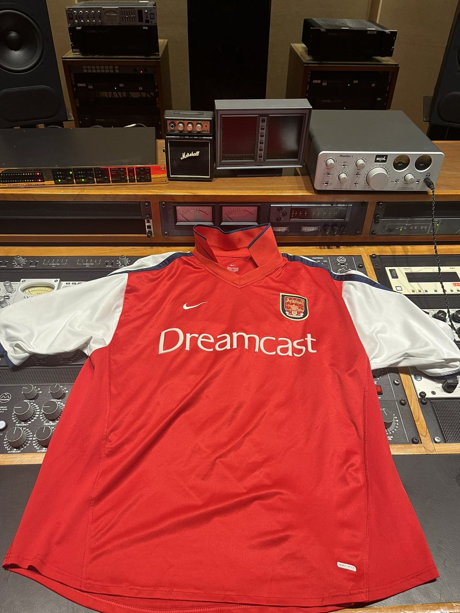 Felix Davis tweet media