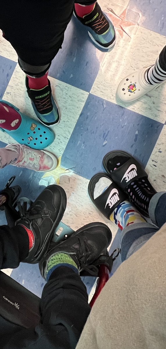 Crocs and Socks? Yes! Nope to harmful drugs! #theplacetobe #LIFE #RedRibbonWeek2023 @natkins18 @knkendel