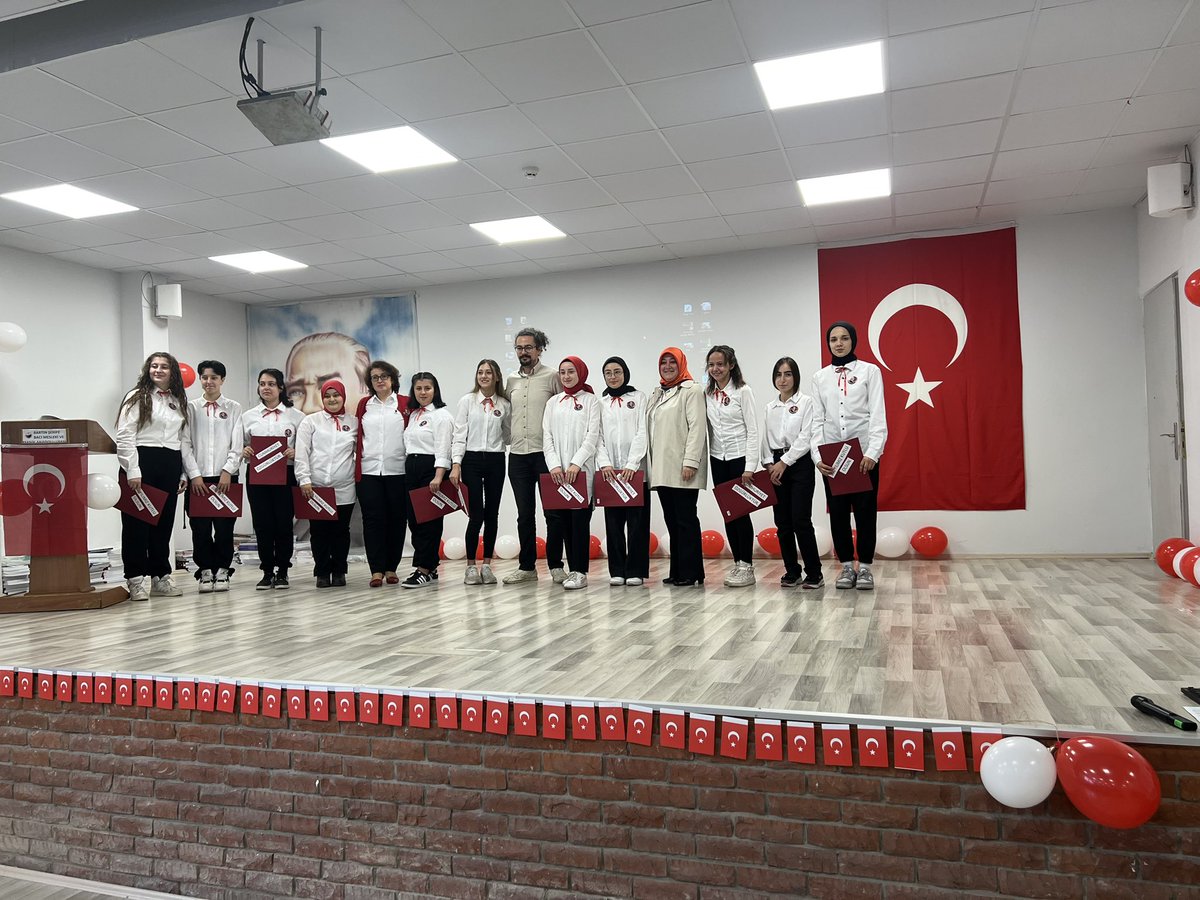 bart_bac's tweet photo. Cumhuriyet Bayramımızı Şanına Yakışır biçimde Coşkuyla kutladık.Devletimizin Daha nice 100 🇹🇷Yıllara erişmesi dileğiyle…🇹🇷Bayramımız kutlu olsun.🇹🇷 https://t.co/eKTNj4raQq