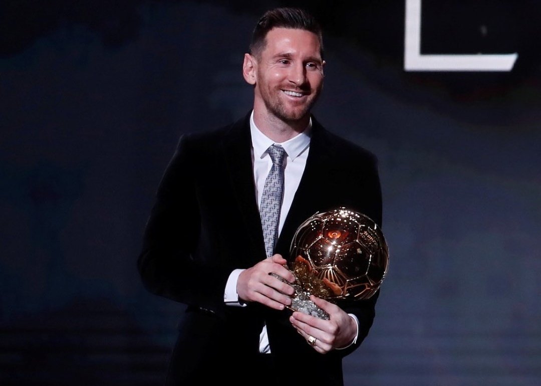 futeuropeeu's tweet photo. Não tem jeito Messi 8 vezes melhor do mundo, o maior da história desse esporte!! https://t.co/zTPdHQtsks