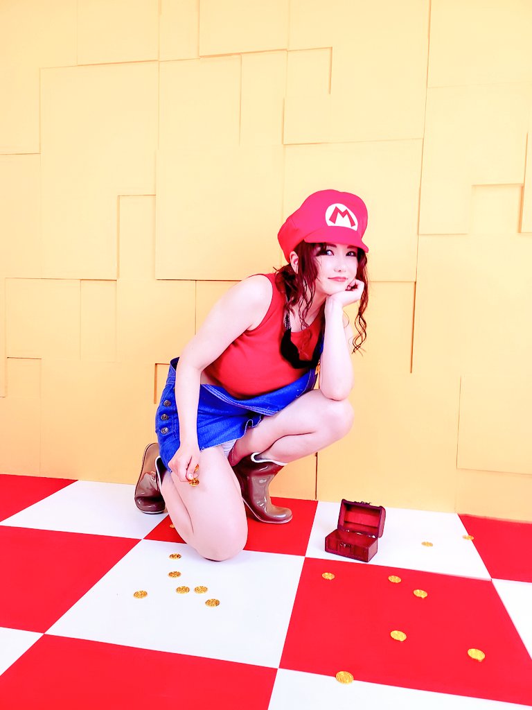 Its mario time

#HalloweenVixen