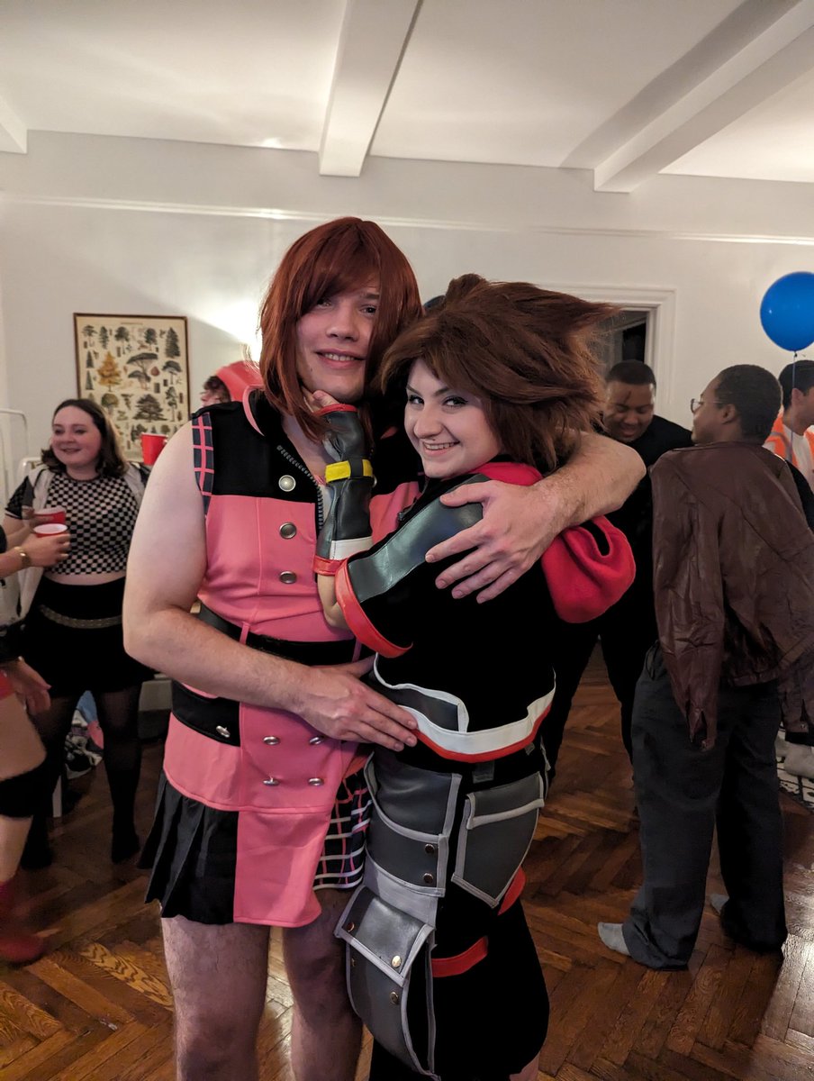 sorasdream's tweet photo. another one because we're actually the cutest couples' costume you've ever seen https://t.co/kTsUmNLzu2