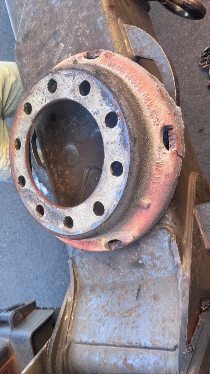 steveflanagans2's tweet photo. Preventative maintenance pays! Call us to schedule your next PM service 856-486-0606.
#steveflanagansautoandtruckservice #truckrepairshop #PMservice #oilchanges #24hourtowing #roadservice https://t.co/nK0kWXTg6V