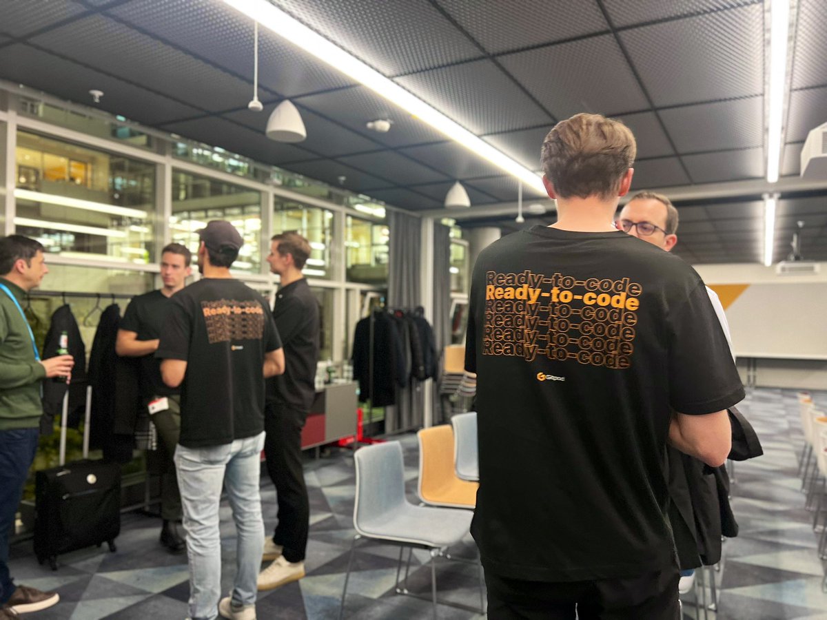 paw_lean's tweet photo. @jolandgraf @gitpod @AWSstartups Thank you to everyone that came to our #gitpodmunich meet-up! It was great hanging out with you all and connecting on the topic of CDEs, developer experience, AWS and more π
See you at our next eventβ¦ which is on Wednesday in London π https://t.co/oBeUg7MDgf https://t.co/Npf1Xlz1xA