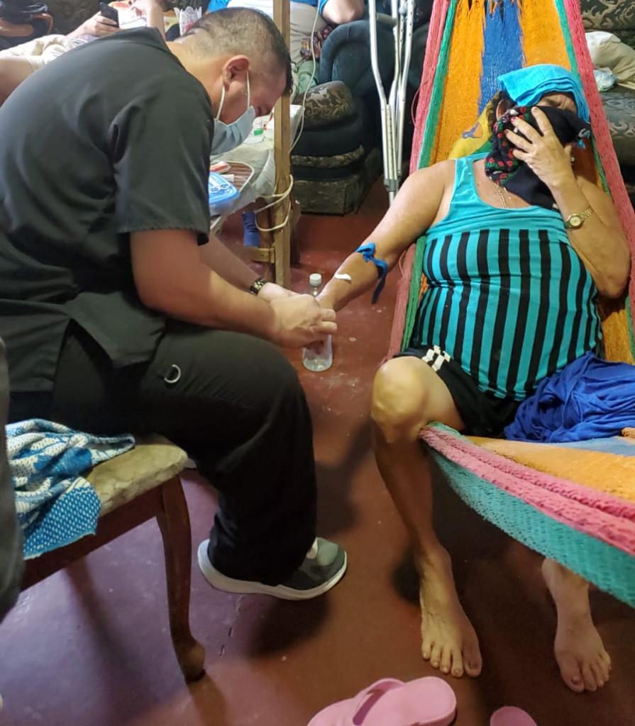 Rastaman0688's tweet photo. Denuncia pública en contra de MAURICIO ALONZO ALVARADO GUATEMALTECO Y JENNIFER ARIEL MARTINEZ SALVADOREÑA, EL SE HACE PASAR POR MEDICO, ABOGADO, EMPLEADO DE LA EMBAJADA AMERICANA, NEUROCIRUJANO, SUBIRE MAS INFORMEACION Y FOTOS DE AMBOS 

ABRO HILO... https://t.co/lRpQW4cR4l