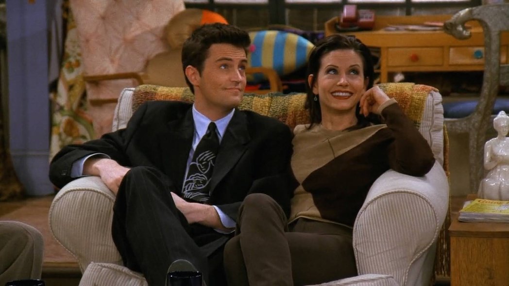 wholovesfriends's tweet photo. Monica Geller and Chandler Bing ❤ https://t.co/tzGVKSoSjZ