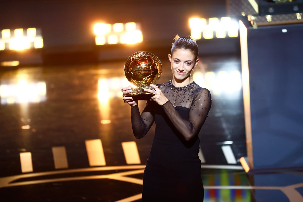 _Futbolero_'s tweet photo. Aitana Bonmatí, la reina del fútbol. https://t.co/9ObNJFFkDj