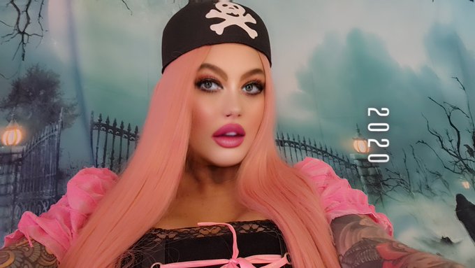 1st Costume today 💓  #Halloween2023 #halloweencostume https://t.co/2Qq7uenDMz<a href="/tag/halloween2023"class="tags">#Halloween2023</a><a href="/tag/halloweencostume"class="tags">#halloweencostume</a>