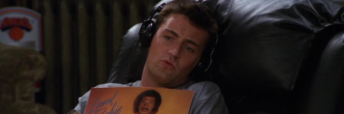headersarte's tweet image. ✦ Em homenagem ao nosso eterno Chandler Bing, Matthew Perry ♥