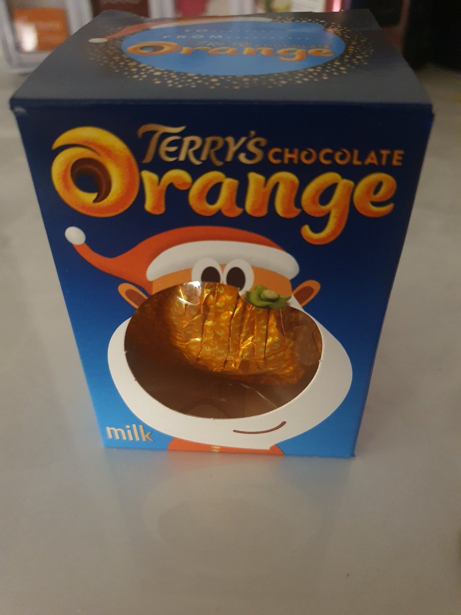 kev_davey83's tweet image. I hated orange chocolate growing up but these things are addictive to me now. Can't get enough of them. Why is that? #terryschocolateorange #chocolateorange