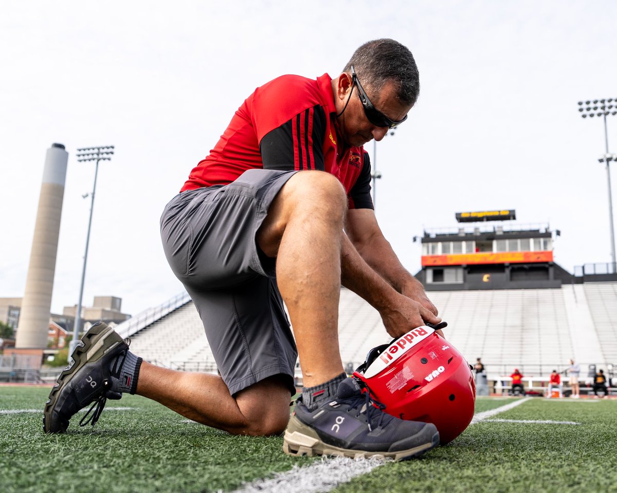 GryphonFootball tweet media