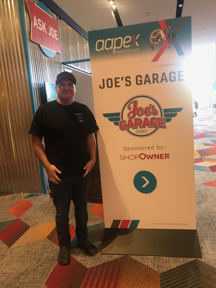 Alan, the owner of Clark's Auto and Blue Star Engines has feet on the ground at the 2023 AAPEX Show. Seeking out new great products and services for our operations.
-
#AAPEXShow #SEMAShow #SEMA #SEMA2023 #AAPEX2023 #Subaru #BlueStarEngines #ClarksAuto