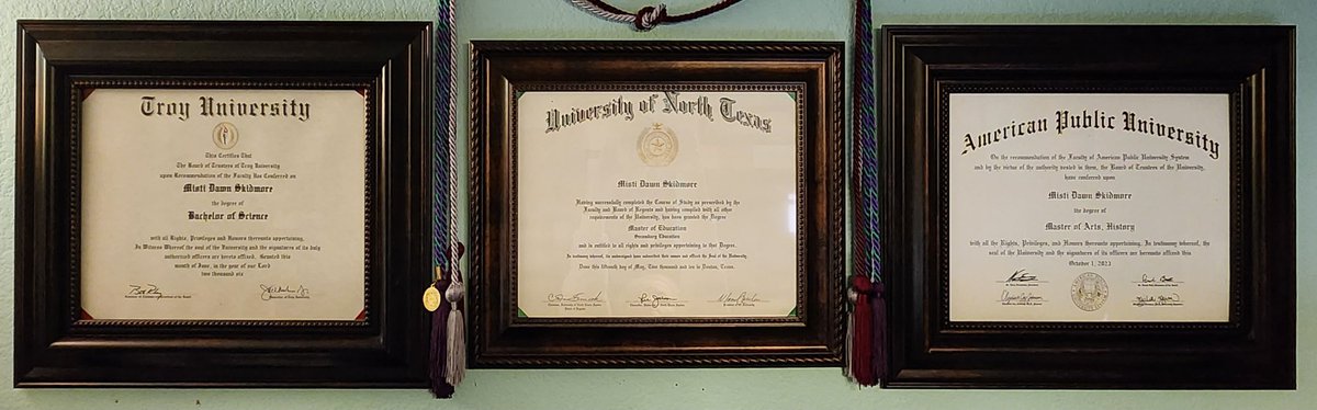 mistiskidmore's tweet photo. My official diploma came in the mail today. 🙌 https://t.co/Add3Gztytb