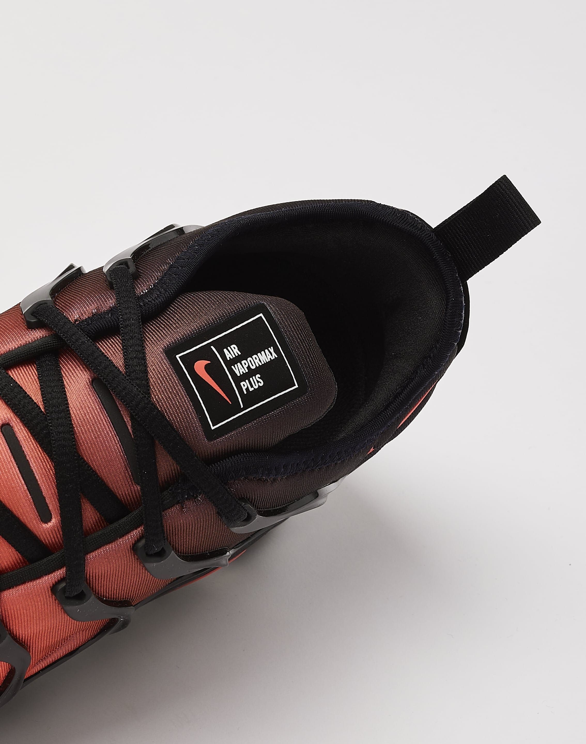 Nike vapormax plus dtlr 2025