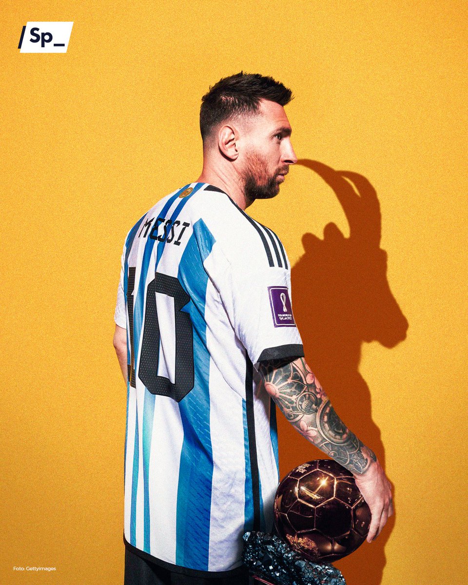 🐐 ¡¡Leo Messi gana su OCTAVO Balón de Oro!! #BallonDor 

No se le ha dado mal esto del fútbol:
🔘 8 Balones de Oro
🔘 6 Botas de Oro
🔘 1 Mundial
🔘 1 Copa América
🔘 4 Champions League
🔘 12 Ligas
🔘 44 títulos en total