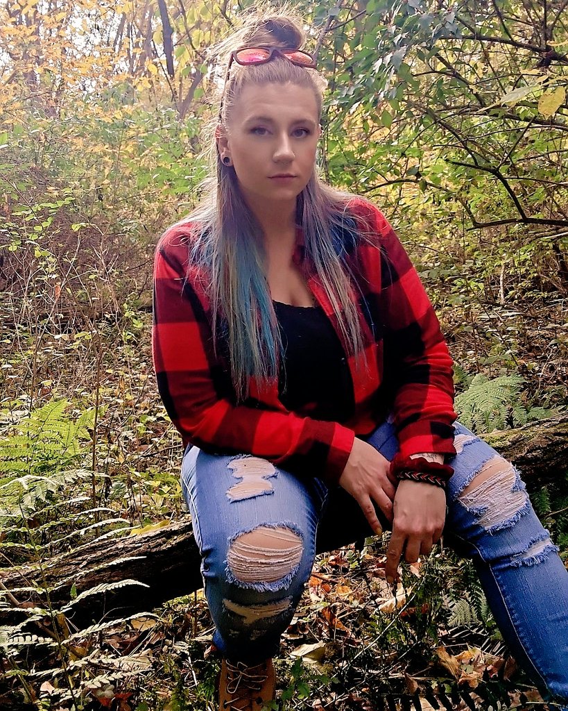 Nature.. 2nd best therapy. Wind therapy is #1 🏍

#windtherapy #bikerchick #OFGirl #hikingadventures #smalltowngirl #motorcyclechick #flannelweather #fallseason #eveninghikes #instagood #thickandcurvy #plussize #thickthighs #FYP