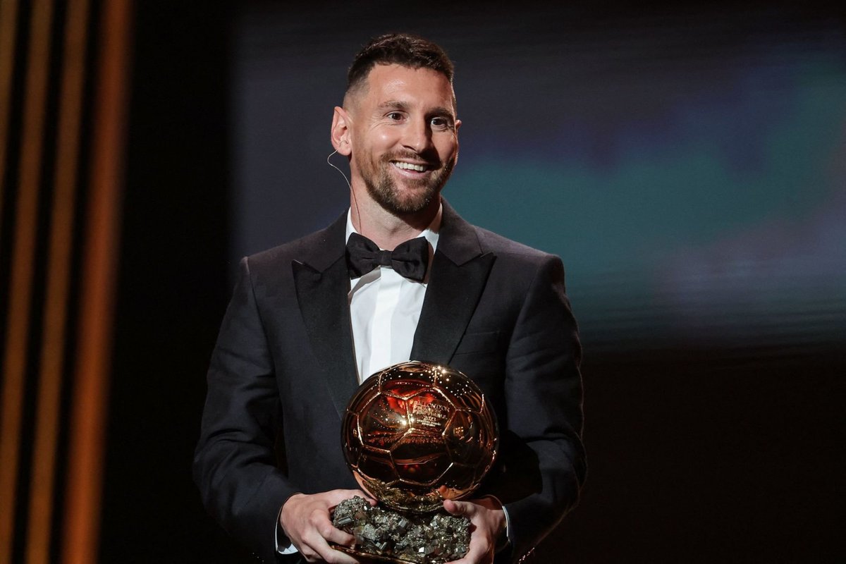 Forca_Fcb's tweet photo. 🚨🚨🚨🚨🚨👑👑👑👑أكثر من حقق الكرة الذهبية عبر التاريخ: 

الأسطورة ليو ميسي (8 مرات) 
لاعبو فرنسا (7 مرات) 
لاعبو ألمانيا (7 مرات) 
لاعبو البرتغال (7 مرات) 
لاعبو هولندا (7 مرات) https://t.co/PsrwQz0Ruk