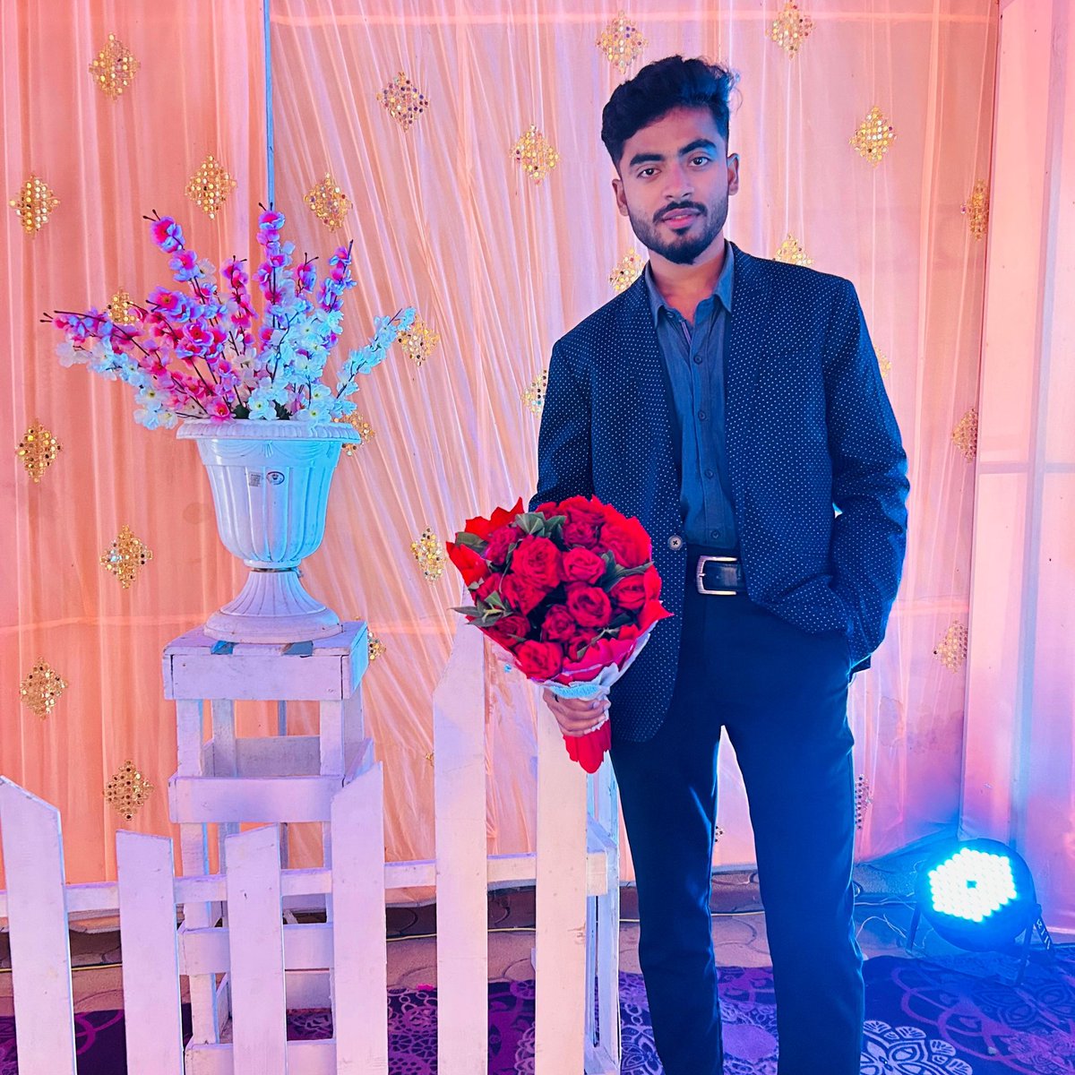 HasmatalliK's tweet photo. #NewProfilePic https://t.co/BVuuQSggpR