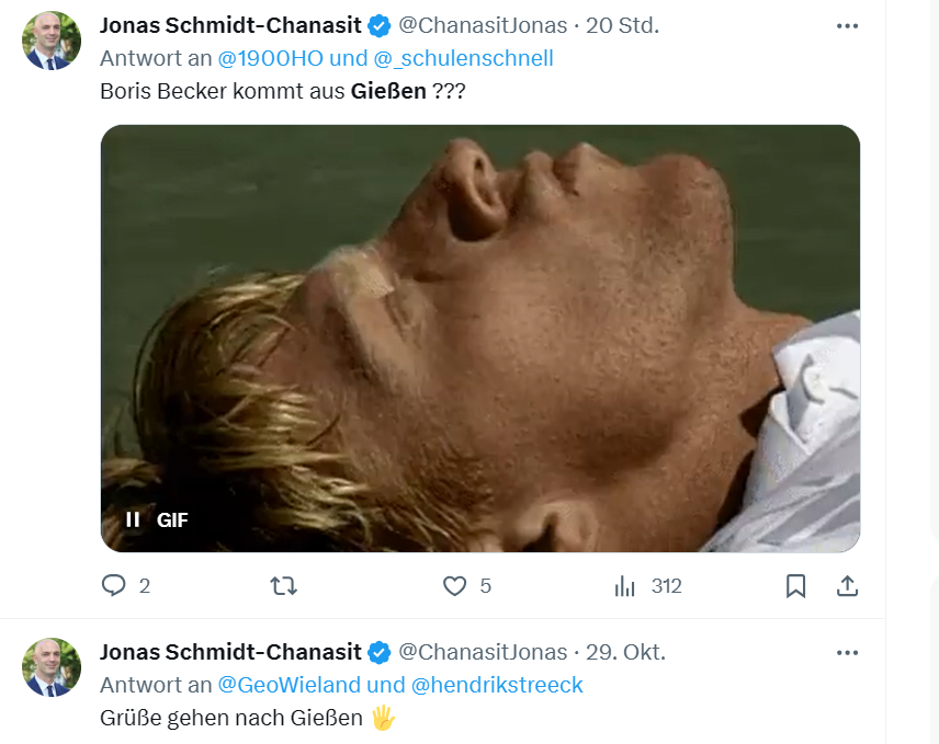 Friedemann1's tweet photo. @ChanasitJonas vom @BNITM_de und @unihh, wenn jemand so etwas mit anderen in der Schule oder am Arbeitsplatz macht, das nennt man wie noch mal?
Frage vom Virologen aus Gießen
1/3 https://t.co/C81SAt6s92