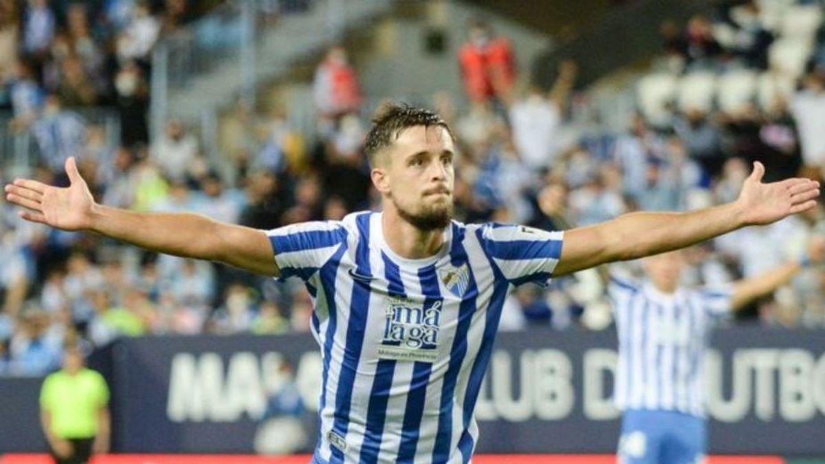 Mr. Quincy (@jeketiezo) on Twitter photo Ranked at the 22nd place for the 2023 Men's Ballon d'Or!
Genaro Rodriguez
<a href="/GenaroRodri6/">Genaro Rodríguez</a>
<a href="/MalagaCF/">Málaga CF</a>
<a href="/SEFutbol/">Selección Española Masculina de Fútbol</a>
#ballondor Ranked at the 22nd place for the 2023 Men's Ballon d'Or!
Genaro Rodriguez
<a href="/GenaroRodri6/">Genaro Rodríguez</a>
<a href="/MalagaCF/">Málaga CF</a>
<a href="/SEFutbol/">Selección Española Masculina de Fútbol</a>
#ballondor