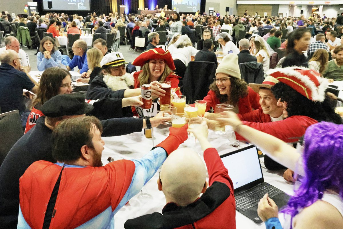 From brainiacs to beer drinkers, the annual World Trivia Night saw all types of folks exercise their intellectual muscles Friday night while helping to make sure all kids have the same shot at a brighter future. #charityevents #Events #ShawCentre

obj.ca/trivia-raises-…