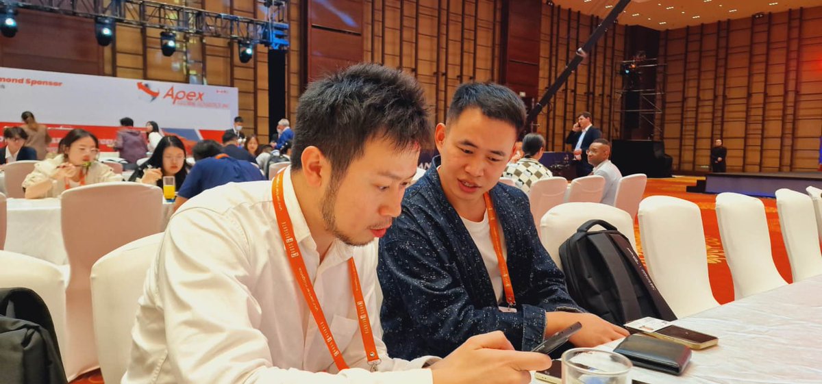 translogoversea's tweet photo. Our team is already in Shanghai and ready for the beginning of the 14th JC Trans Global Freight Forwarders Conference!

Visit them at our golden tables, G18 &amp; G19. Looking forward meeting you all!

#JCTrans #GlobalFreightForwardersConference #TranslogSpain #Networking https://t.co/puo7jgKRZ9