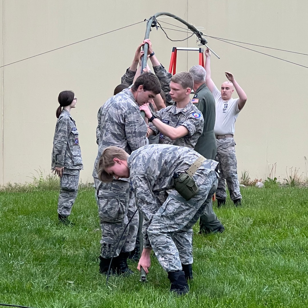 CivilAirPatrol's tweet photo. Operation Wolverine, the Michigan Wing's annual search and rescue exercise, features a unique twist — it's led by #CivilAirPatrol cadets. Read more about this and other stories in the latest issue of CAP Volunteer magazine at https://t.co/7Fe3ZvfqmQ.
#CAPCadet #CAPExercise https://t.co/Jar57JDytn