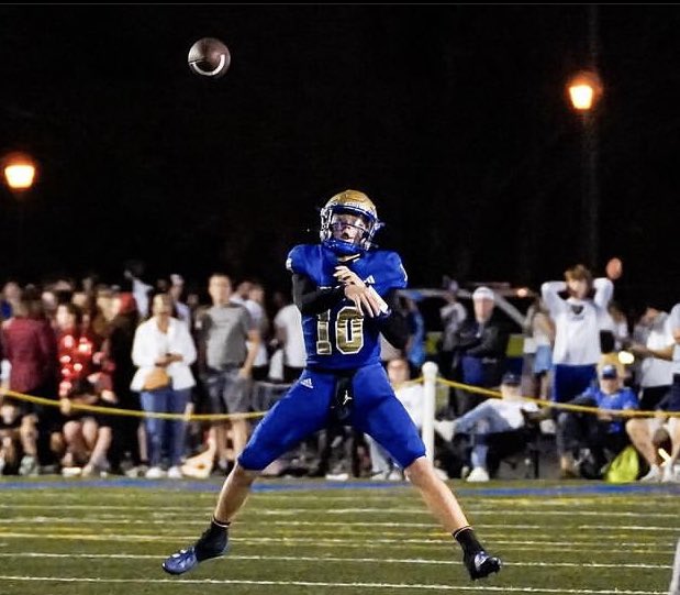Regular Season Tape ‼️
2024 Dual threat QB
Record: 10-0
66% completion percentage 
21 TD 3 INT
7 D1 Offers: Pitt, UNA, UTM, AP…

hudl.com/v/2LSkLk

<a href="/QBC_Nashville/">QB Country Nashville</a> <a href="/wcsBHSge/">Coach Evans</a> <a href="/QB1_FL/">QB1</a> <a href="/wcsBHSge/">Coach Evans</a> <a href="/fl33t16/">Jacob Norfleet</a>