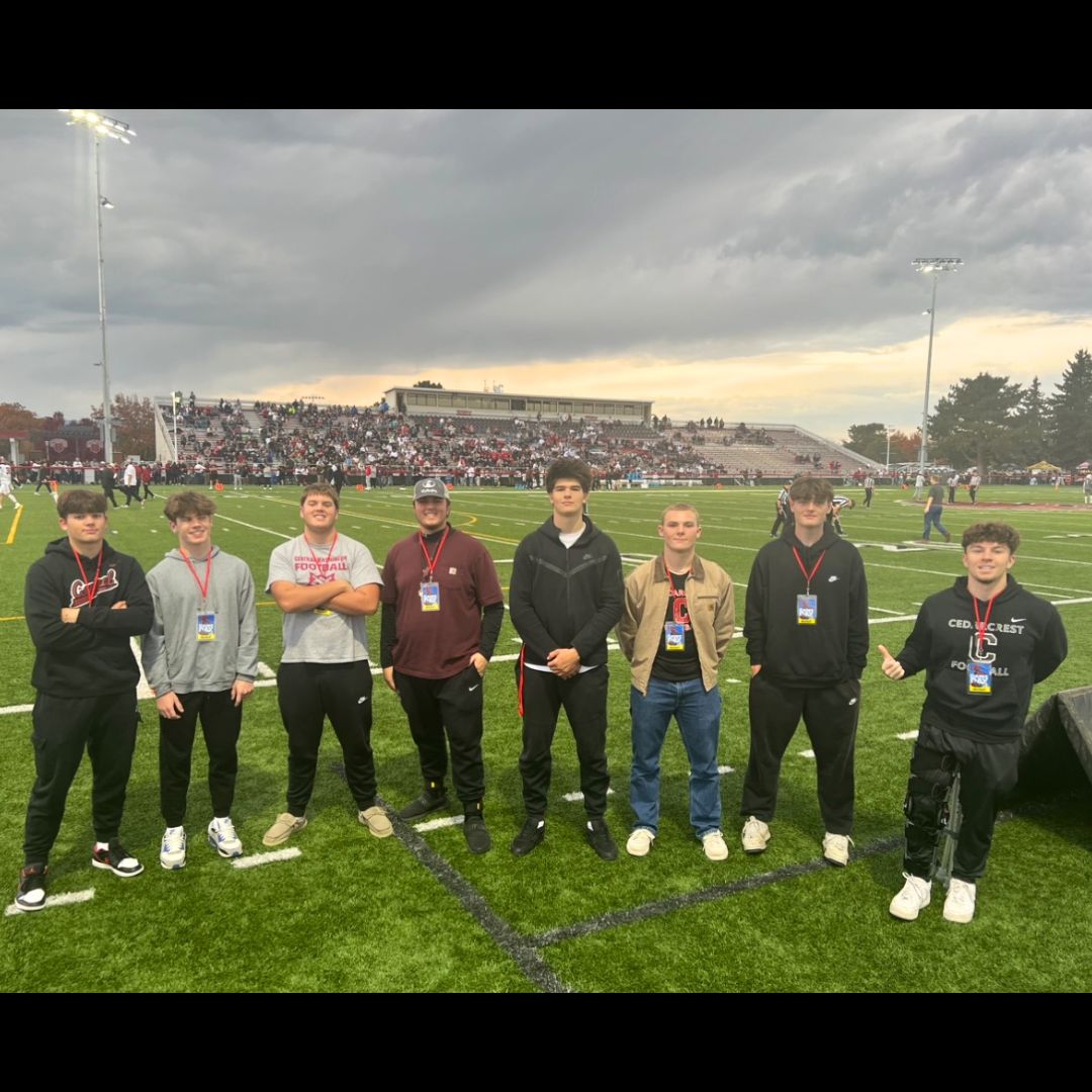 Thank you <a href="/AMANDAbolic/">Coach Amanda Ruller</a> for the invite to <a href="/CWUFB/">CWU Football</a> for the awesome GAMEDAY visit!  

The <a href="/CedarcrestFB/">Cedarcrest High School Football</a> team had a great time!

<a href="/CoachFisk/">Chris Fisk</a> <a href="/CoachRipken/">Ripken Braman</a> <a href="/coachbradycrane/">Coach Brady Crane</a> <a href="/MFerriter/">Madara Ferriter</a> <a href="/CoachFisk/">Chris Fisk</a>