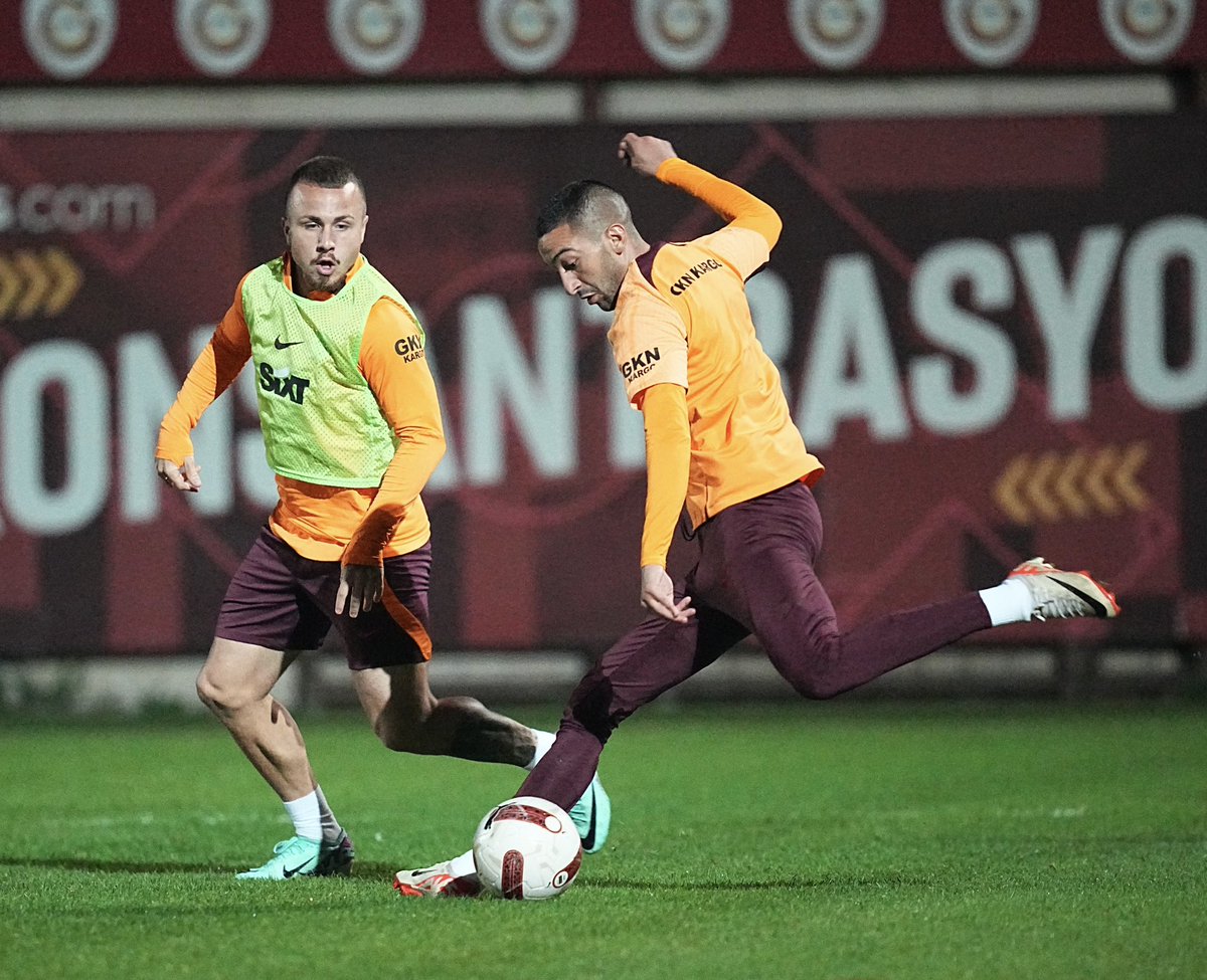 GalatasaraySK tweet picture