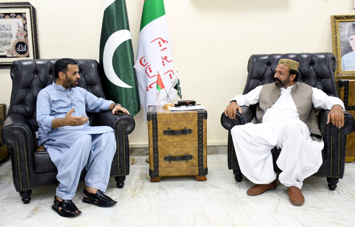 MQMPKOfficial's tweet photo. سندھ آباد کار فورم کے چئیرمین ڈاکٹر محمد افضل آرائیں اور سینئر وائس چئیرمین میاں محمد زبیر کا وفد کے ہمراہ ایم کیو ایم پاکستان کے مرکزی الیکشن آفس پاکستان ہاؤس آمد اور سینئر ڈپٹی کنوینر مصطفی کمال سے ملاقات  #MQMPakistan @allaboutmqm https://t.co/pVK7cydlNs